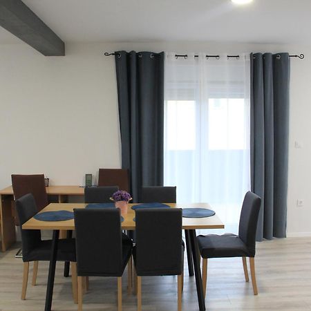 Milwe Appartement Ražanac Buitenkant foto