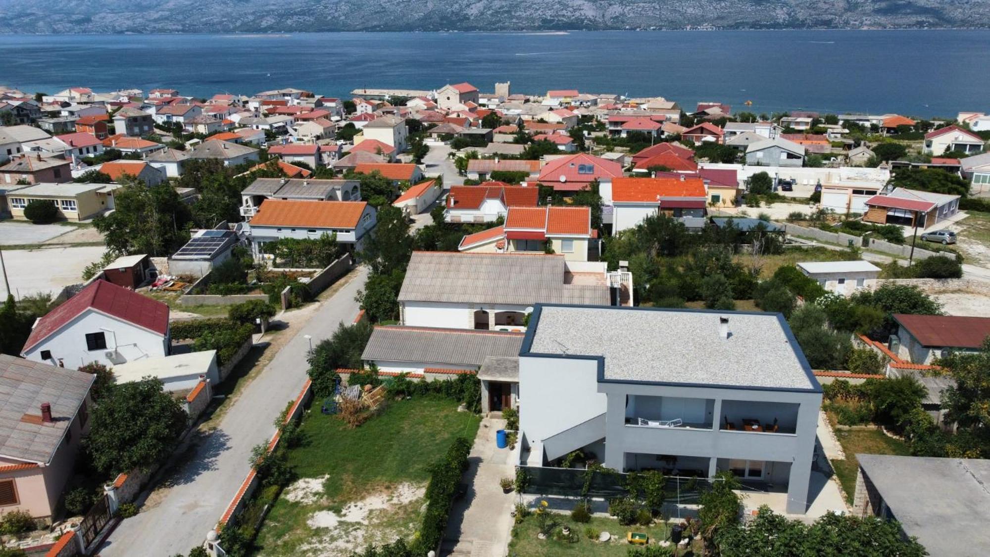 Milwe Appartement Ražanac Buitenkant foto