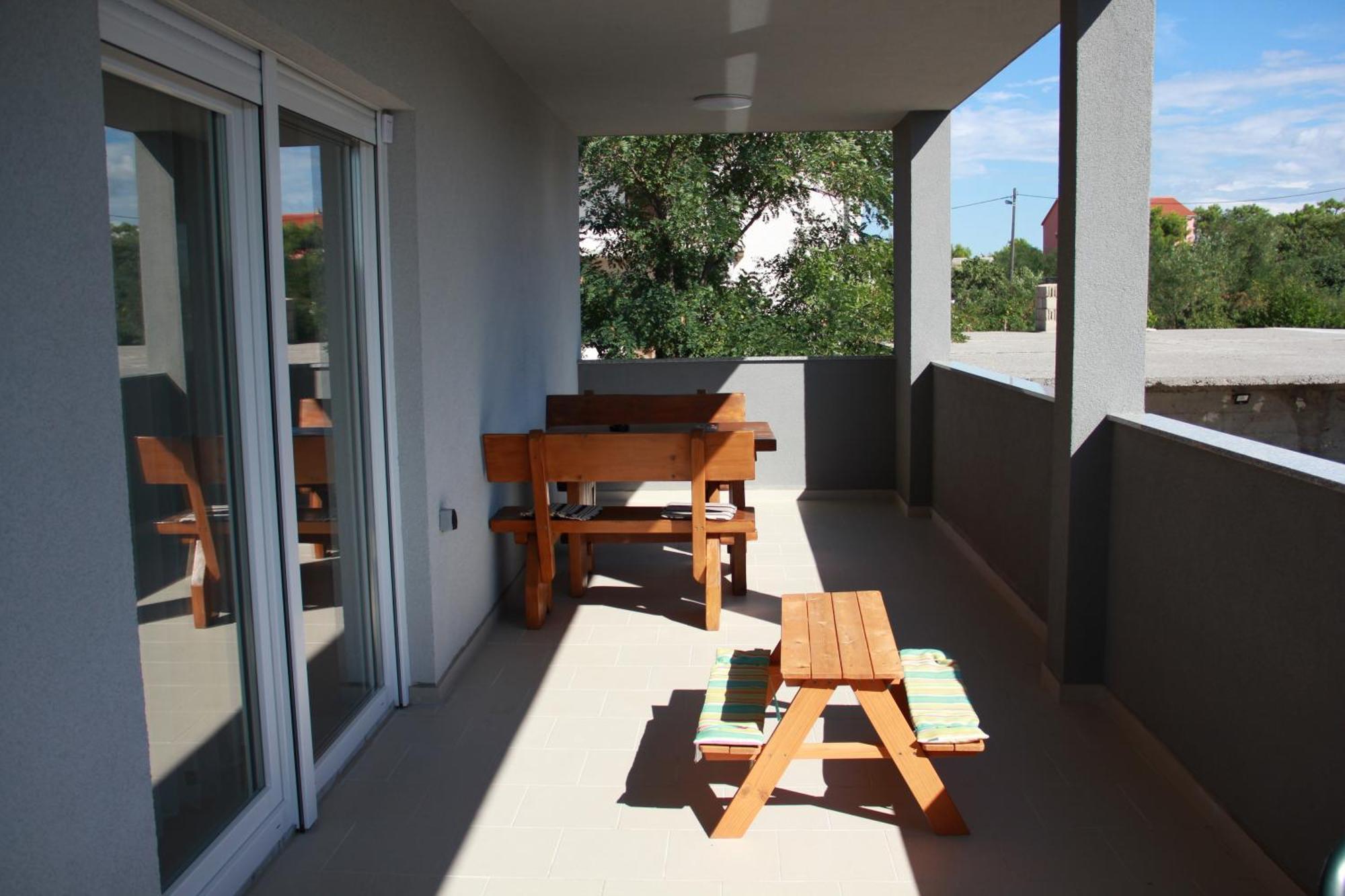 Milwe Appartement Ražanac Buitenkant foto