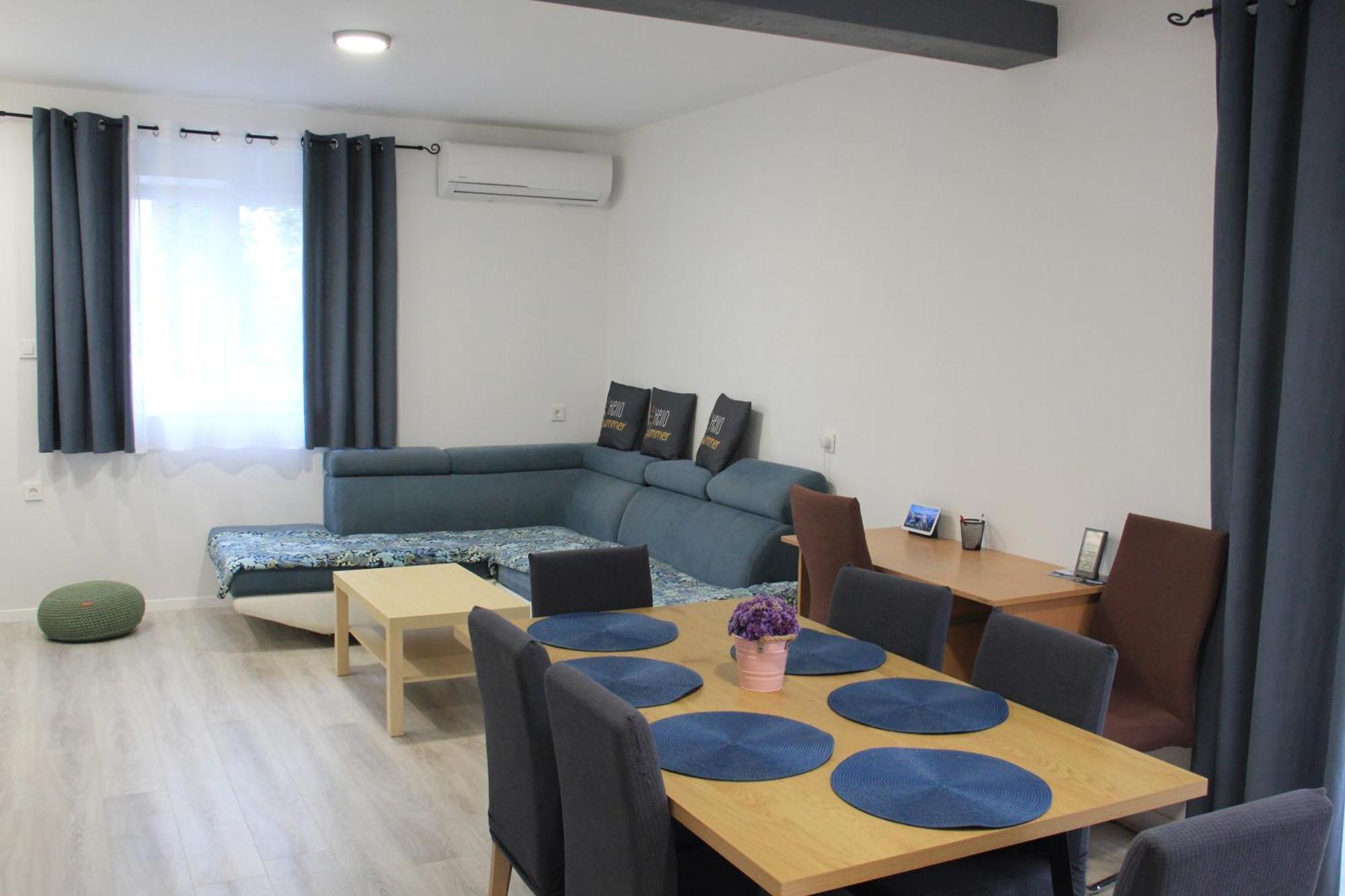 Milwe Appartement Ražanac Buitenkant foto